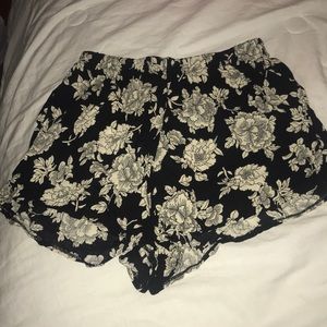 Brandy Melville shorts